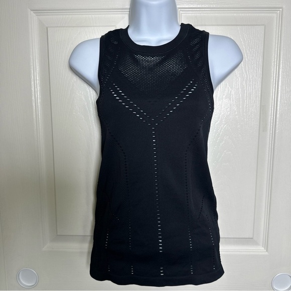 Athleta Black Sleeveless Fitted Tank Top - Picture 1 of 13